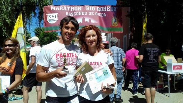 David y Natacha, ayer tras concluir el maratón. 