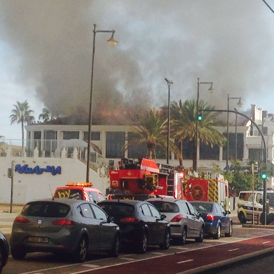 Fotos del incendio en la discoteca akuarela de Valencia