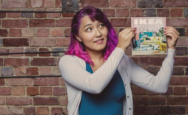 Ikea desafía a una joven a memorizar todo su catálogo, y ella lo consigue