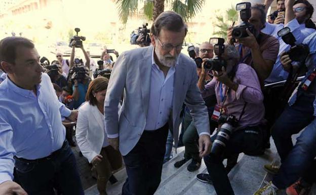 Mariano Rajoy, a su entrada a la Interparlamentaria del PP.