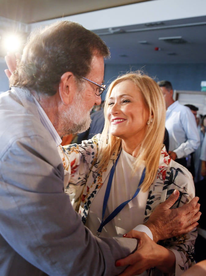 Fotos de Mariano Rajoy en la clausura la reunión interparlamentaria del PP en Alboraya