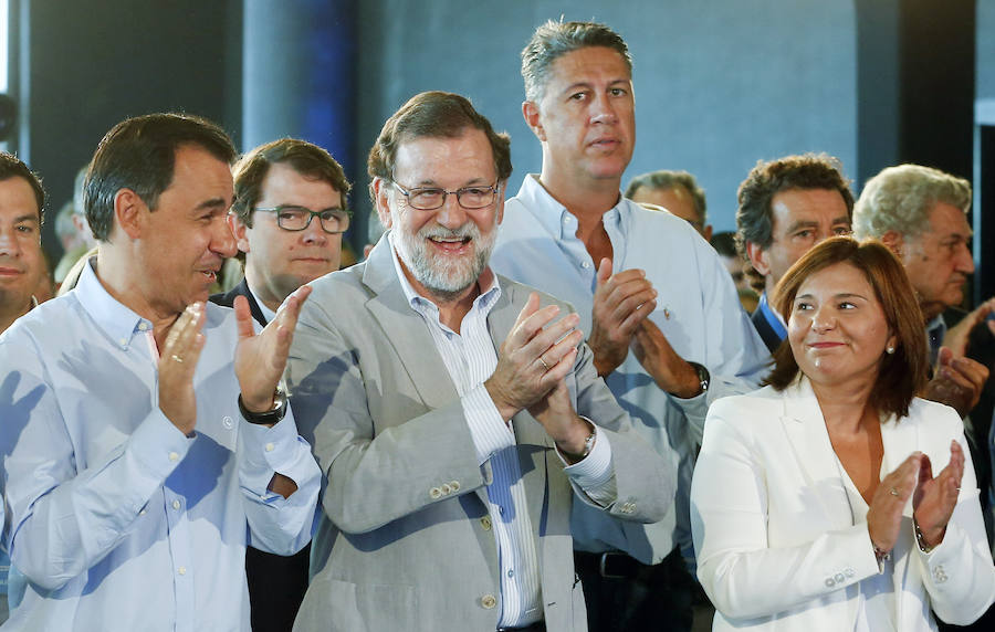 Fotos de Mariano Rajoy en la clausura la reunión interparlamentaria del PP en Alboraya