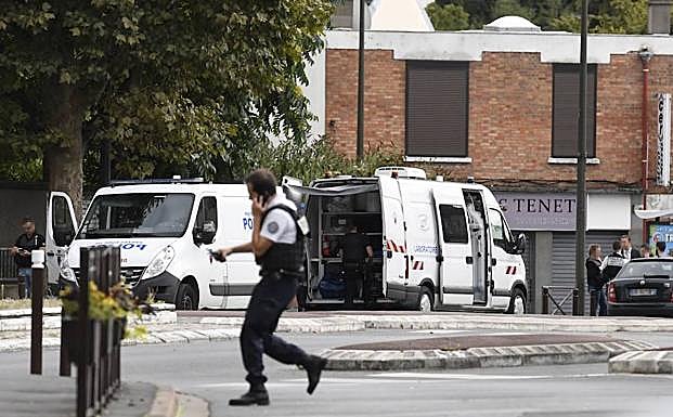 La Policía francesa interviene en Villejuif. 