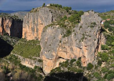 Imagen secundaria 1 - El impactante cañón de este paraje natural.