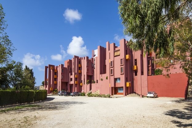 El edificio de la Muralla Roja, diseñado por Ricardo Bofill. 