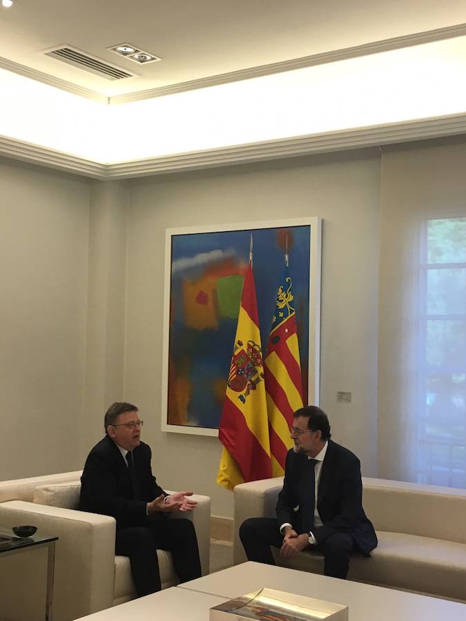 Fotos de la reunión entre Mariano Rajoy y Ximo Puig