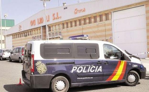 Detenidos tres hombres por extorsionar a un empresario valenciano y amenazar de muerte a su familia