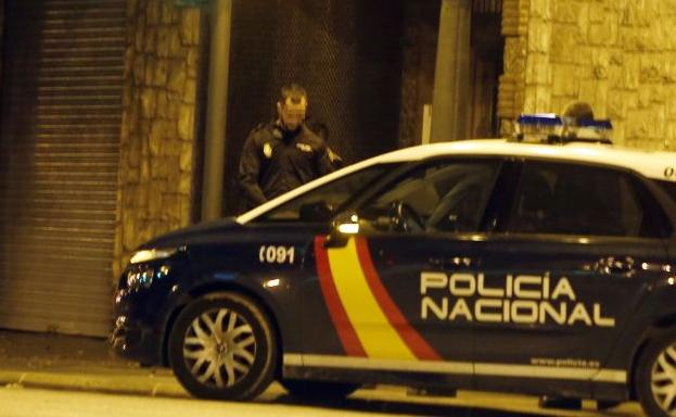 Agentes de la Policía Nacional en Valencia.
