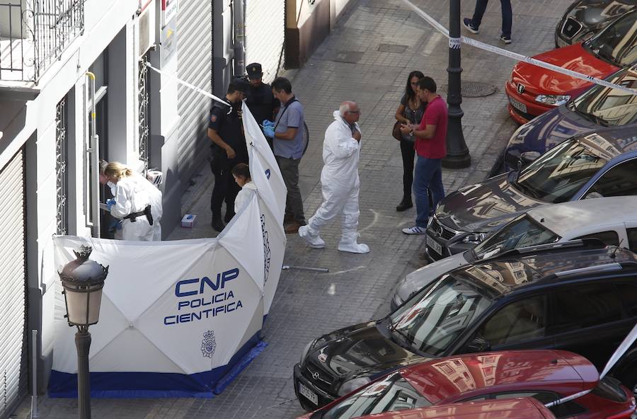 Los hechos están relacionados con el hallazgo de un cadáver en una maleta este madrugada