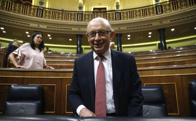 Cristóbal Montoro.