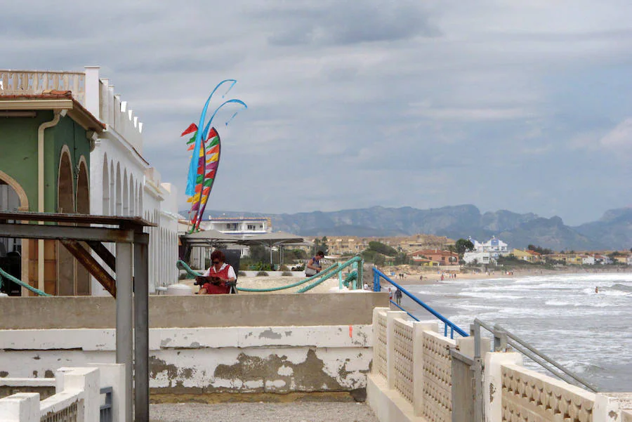 Fotos de la playa de Les Deveses en Dénia