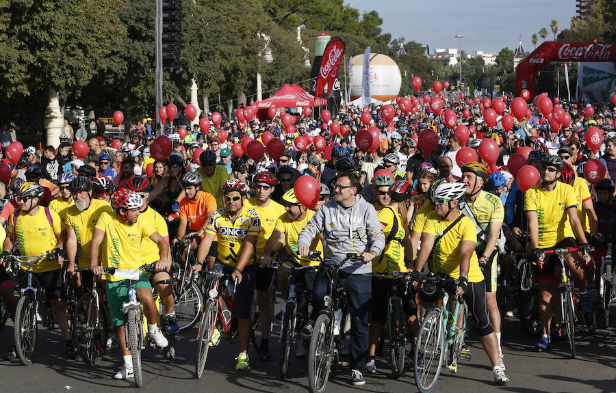 Fotos del día de la bicicleta en Valencia