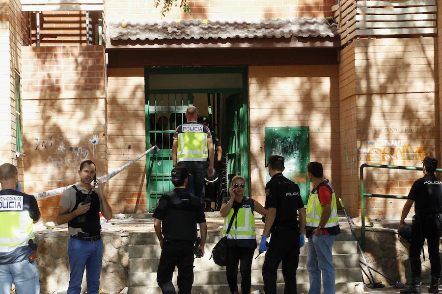 Hay tres heridos y la Policía Nacional ha detenido a cinco individuos implicados en la reyerta con armas de fuego y cuchillos