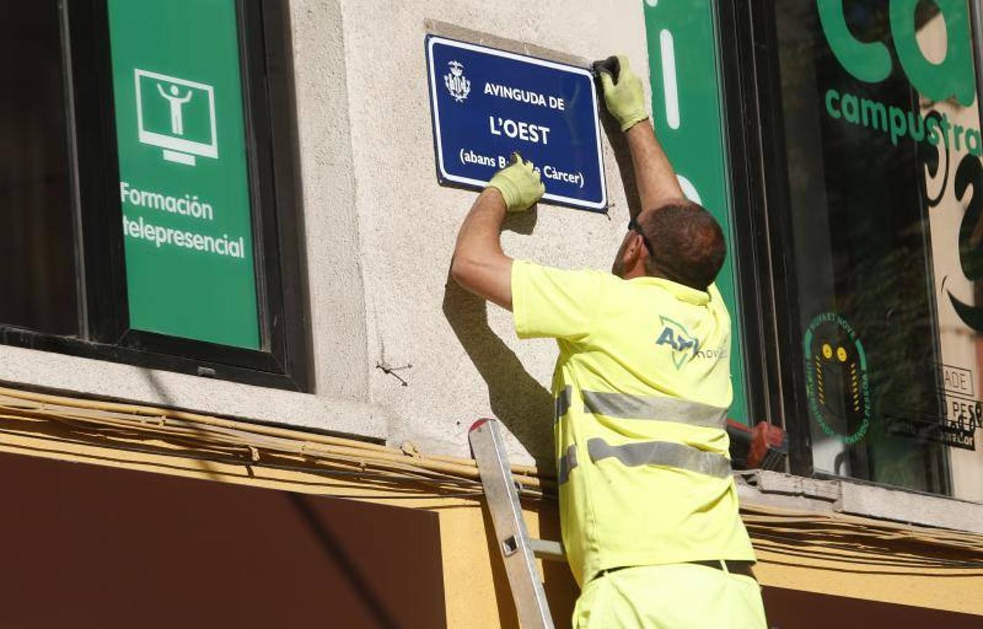 Fotos del cambio de nombre de calles en Valencia