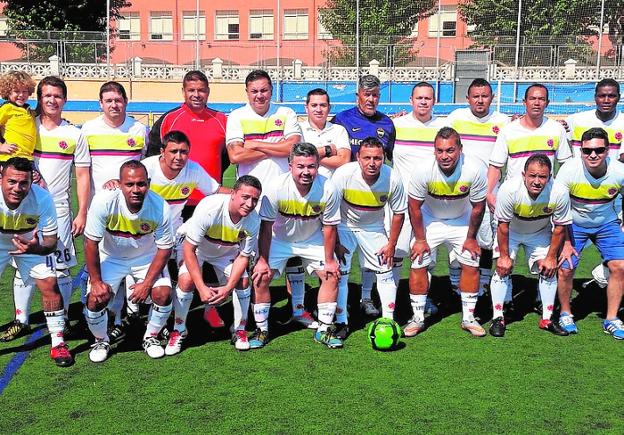 La plantilla del equipo Colombianos CF. 