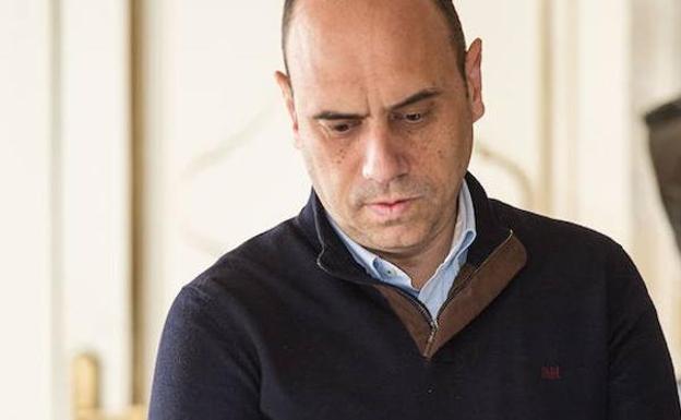 El alcalde de Alicante, investigado por un presunto fraccionamiento de contratos de Comercio