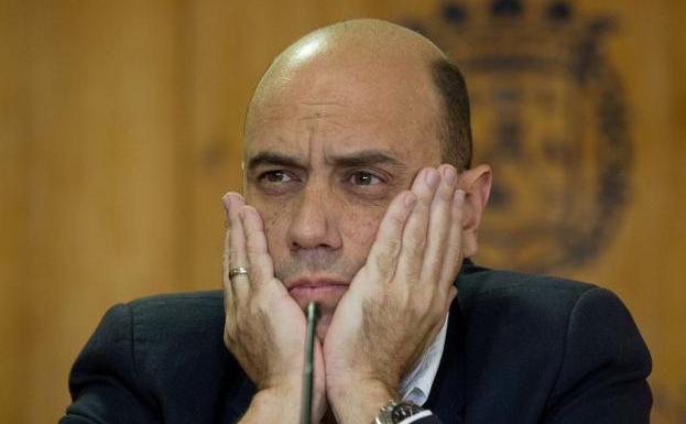 El socialista Gabriel Echávarri. 