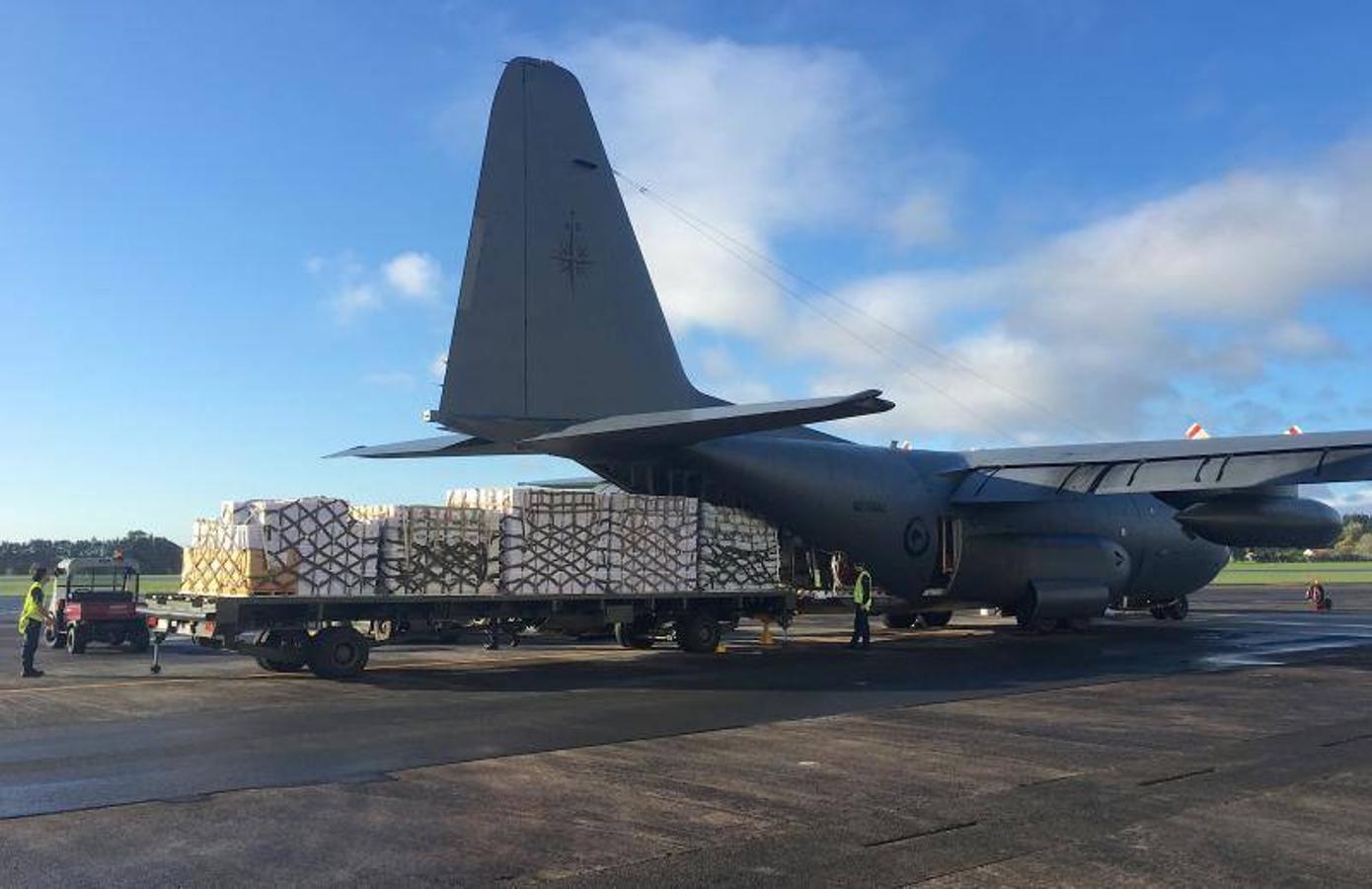 Fotos de la evacuación en Vanuatu por la erupción del volcán Manaro Voui