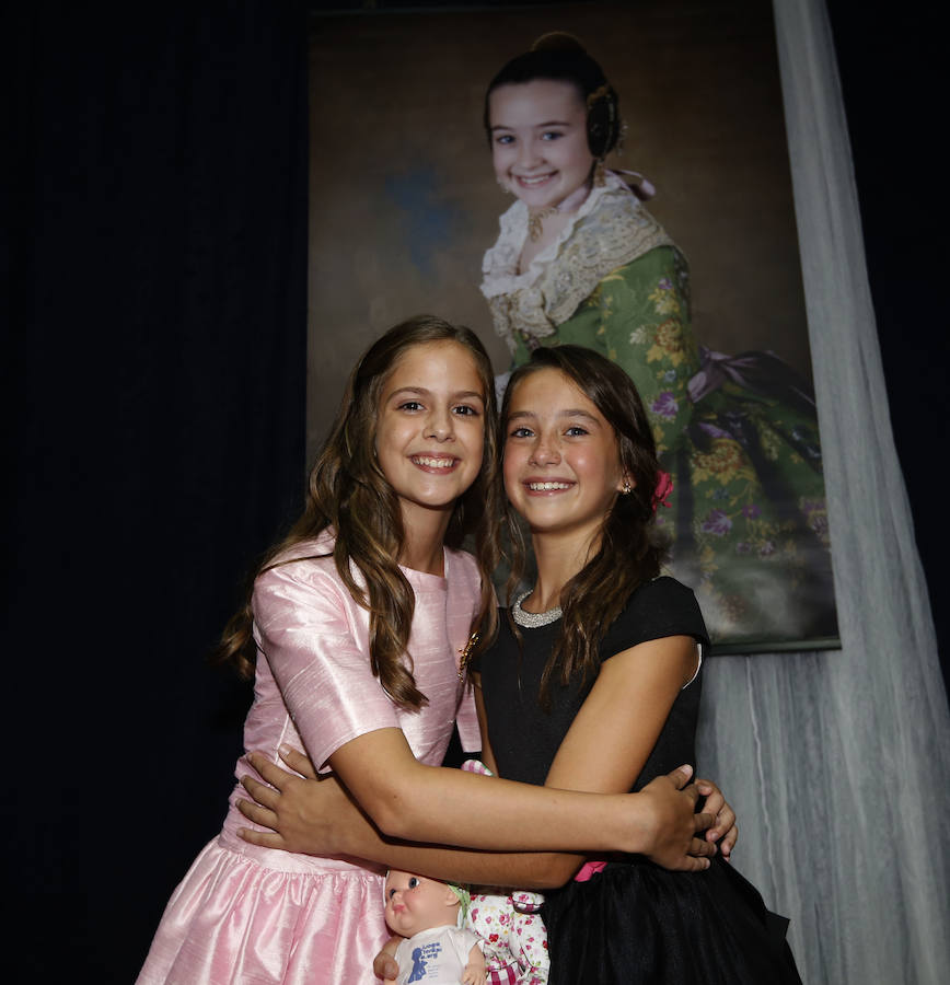 Daniela Gómez de los Ángeleses, de la comisión Santa María Micaela-Martí l'Humà ha sido seleccionada como fallera mayor infantil de Valencia 2018.