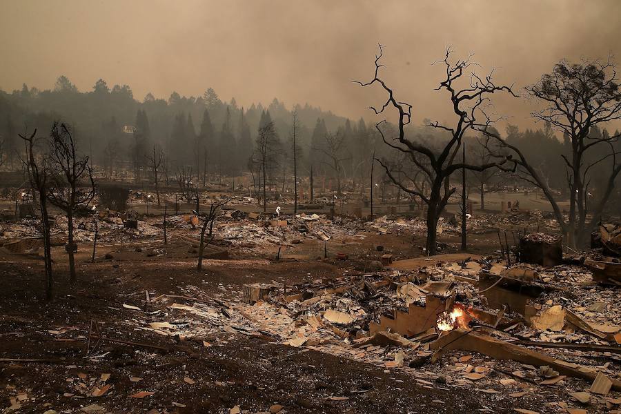 Fotos de la devastación ocurrida en California tras los diferentes incendios que han provocado una pérdida de 46.500 hectáreas.