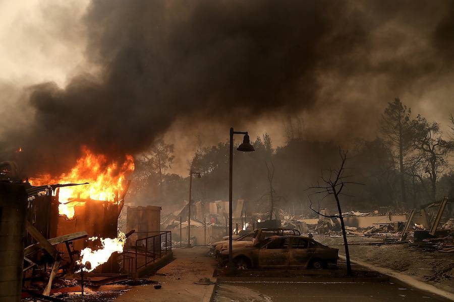 Fotos de la devastación ocurrida en California tras los diferentes incendios que han provocado una pérdida de 46.500 hectáreas.