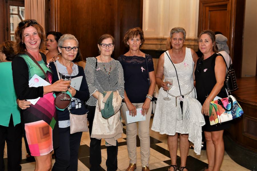 Fotos de la gala contra el cáncer en el Ateneo de Valencia