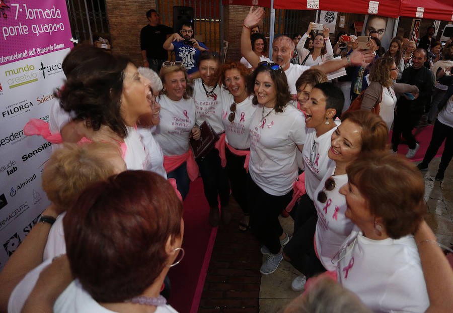 Fotos del desfile &quot;Ponte Guapa&quot; de Valencia con motivo del Día Internacional contra el cáncer de mama