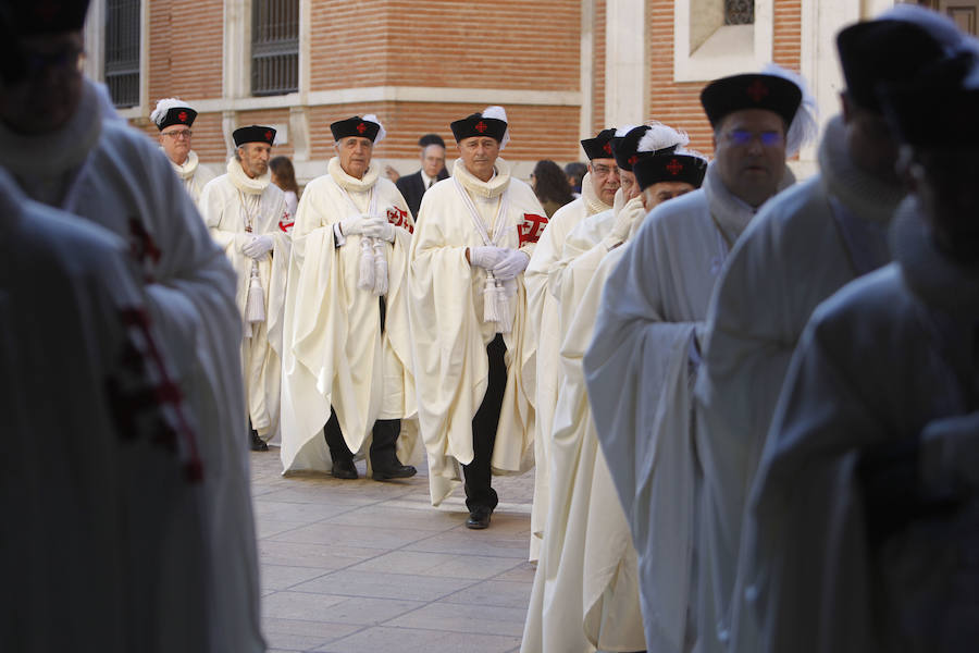 Fotos del acto de Investidura de nuevos Caballeros y Damas de la Orden del Santo Sepulcro en la Catedral de Valencia