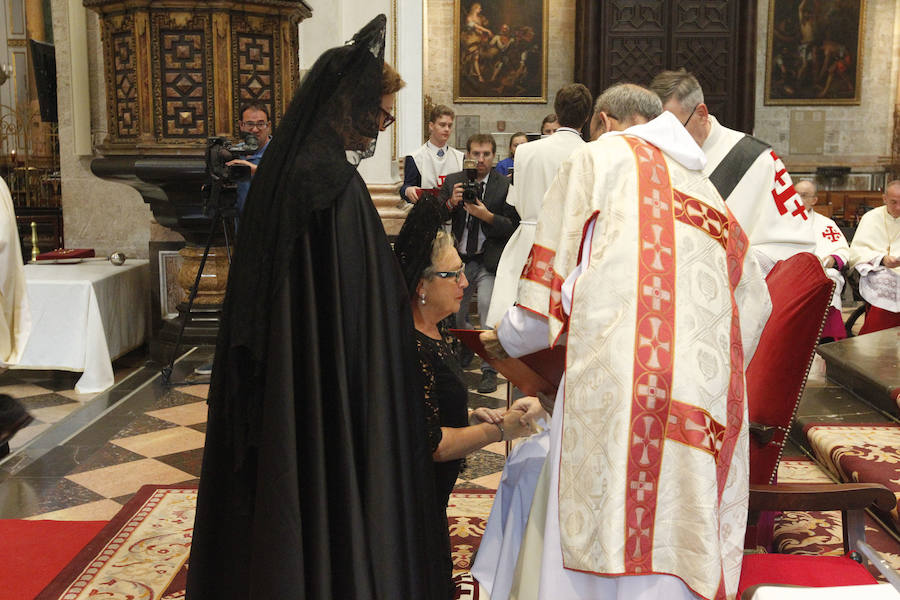 Fotos del acto de Investidura de nuevos Caballeros y Damas de la Orden del Santo Sepulcro en la Catedral de Valencia