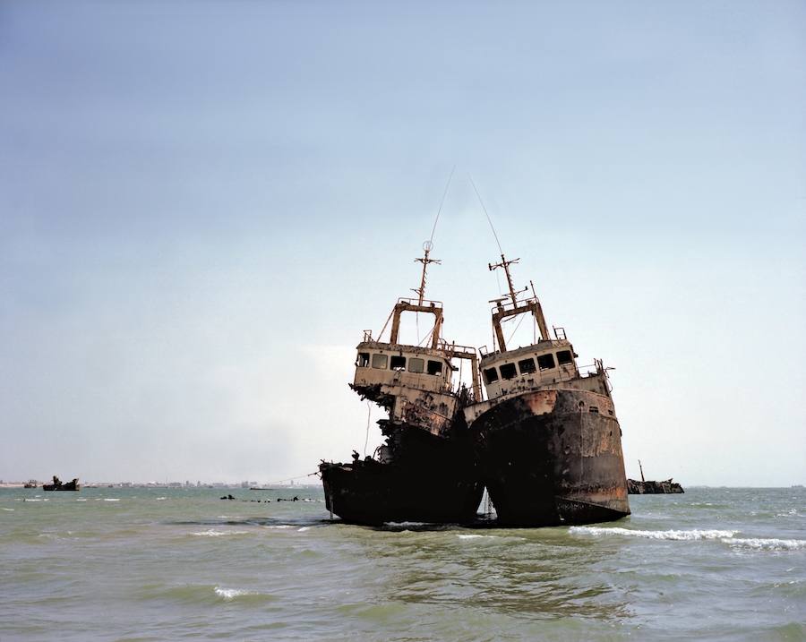 Las compras, según el propio director del museo José Miguel G. Cortés, han sido «muy meditadas para que sean coherentes con la línea expositiva y museística del IVAM». (The Lover I. Zined Sedira. 2008)