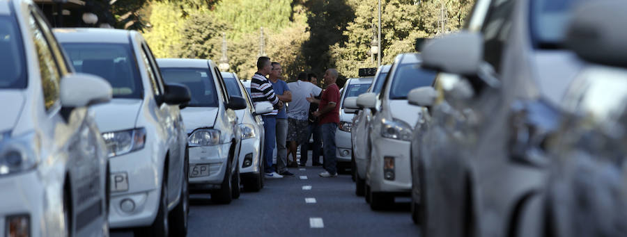 Manifestación de taxistas en Valencia