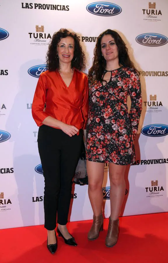 La gestora cultural y crítica de arte Maite Ibáñez y la directora del festival La Cabina, Sara Mansanet. 