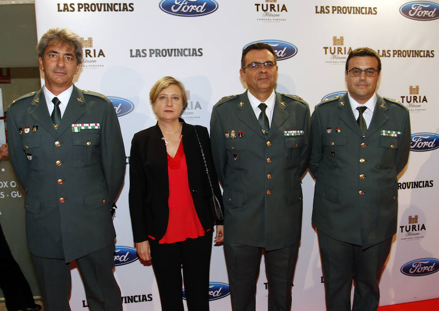 El teniente Iglesias, el teniente coronel Celdrán y su esposa María José, y el comandante Santos Buendía.