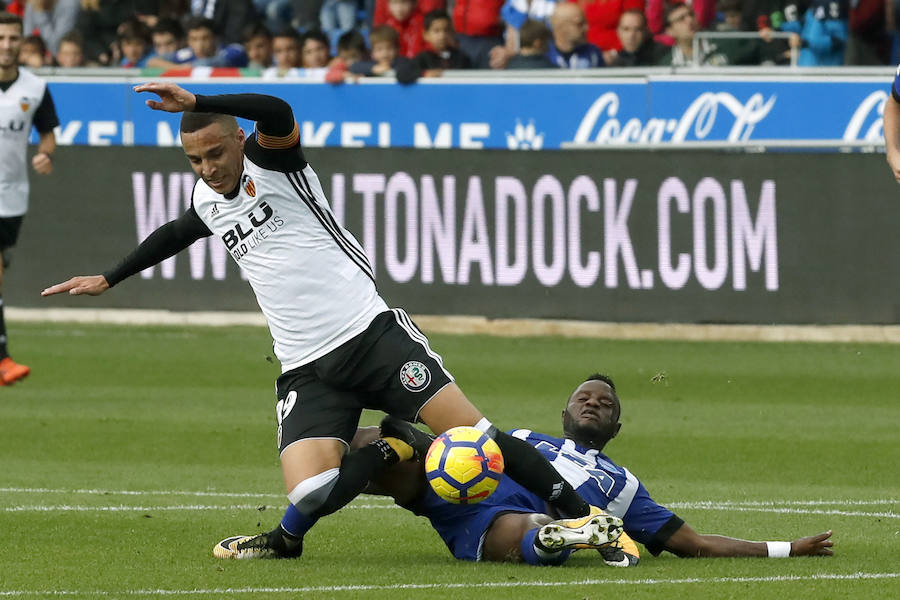 Estas son las imágenes del Deportivo Alavés-Valencia CF correspondiente a la décima jornada de La Liga