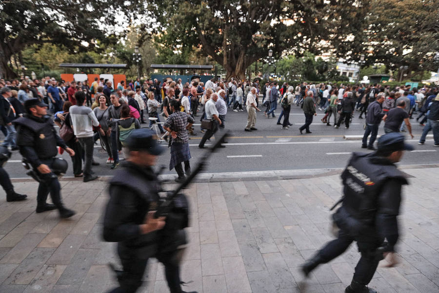 200 entidades convocan una marcha contra las agresiones que se produjeron en la marcha del 9 d'Octubre