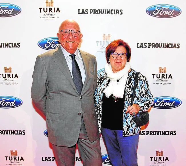 Luis Giner y Pascualita Morote.