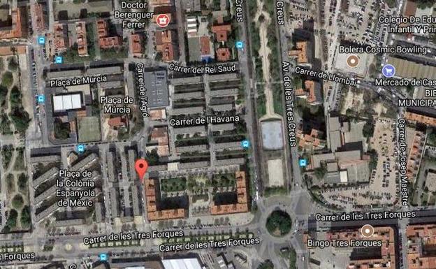 Un joven de 23 años muere al chocar la moto que conducía contra un coche en Valencia