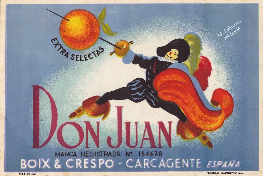 Las etiquetas más antiguas de naranjas valencianas datan de 1914. A partir de 1918 el diseño de estas se sofistican y se suceden bellas creaciones de gran calidad. De talleres como J. Aviñó, Durá, Huguet o Gráficas Vicent salen estampas dignas de museos, con estéticas cinematográficas y empeñadas en retratar un Mediterráneo idílico. Autores como Arturo Ballester, Sanjuán o Ruano López firman algunas etiquetas, que viven su esplendor hasta 1950. 