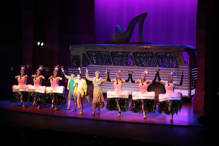 Fotos del musical &#039;Priscilla, Reina del Desierto&#039; en la Rambleta