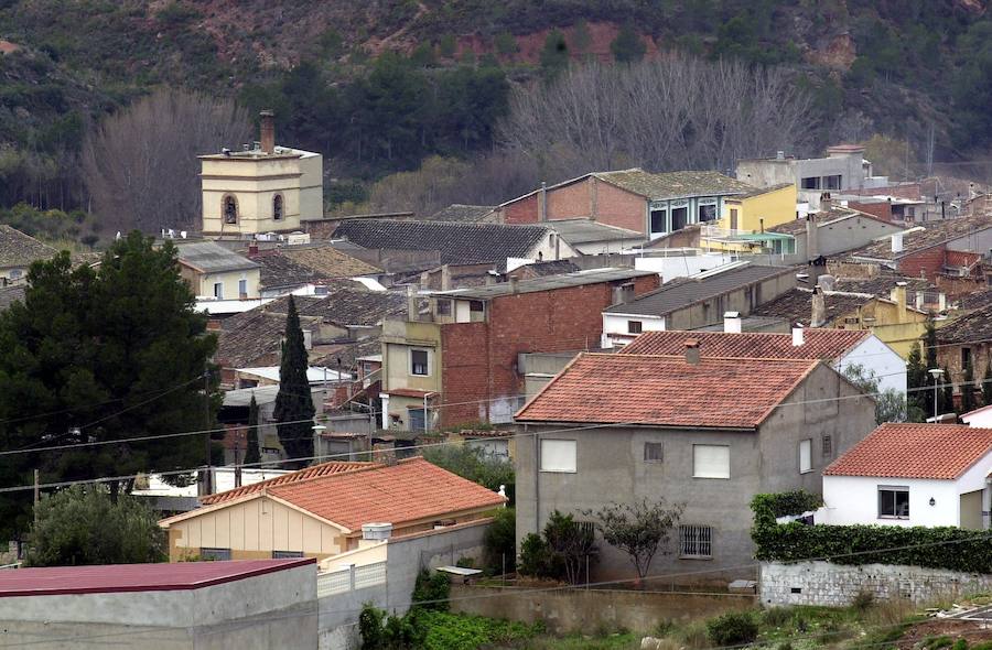 9.- Pueblos con encanto: Bugarra, Chulilla, Gestalga... "Cada uno de estos pueblos tiene su encanto". La diseñadora disfruta de los paseos por el río, "donde puedes bañarte en un agua fresca o hacer un poco de senderismo por sus montañas". 