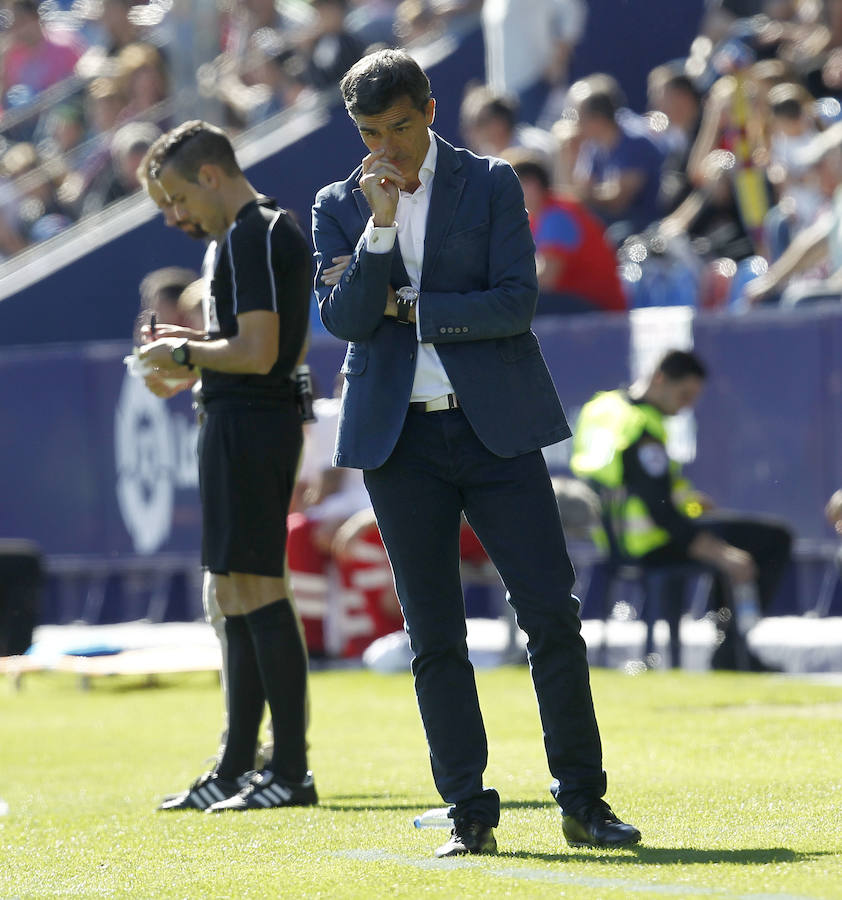 Estas son las mejores imágenes del partido disputado en el Ciutat de València en la undécima jornada de La Liga