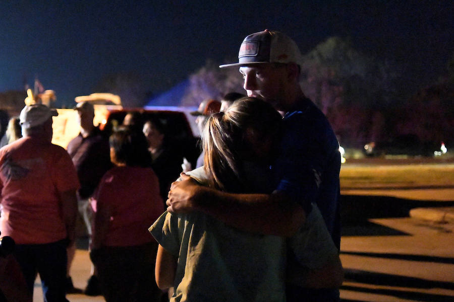 Fotos del tiroteo ocurrido en la primera iglesia Bautista de la localidad de Sutherland Springs, en el estado de Texas, Estados Unidos. Aproximadamente, murieron 26 personas y otras 20 resultaron heridas. 