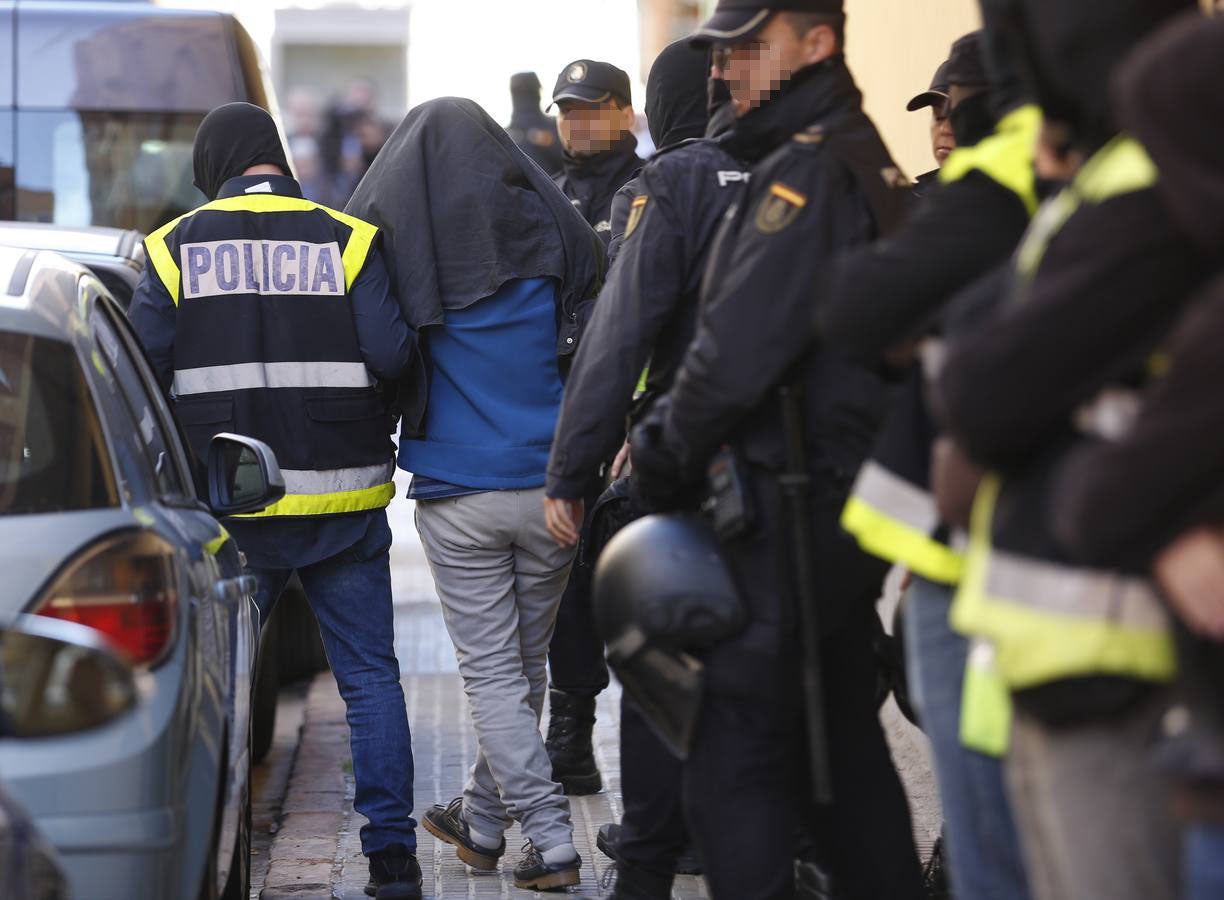 Un ciudadano marroquí de 47 ha sido detenido en Sagunto acusado de captar en 2014 a un terrorista que mató a 33 iraquíes en un atentado suicida.