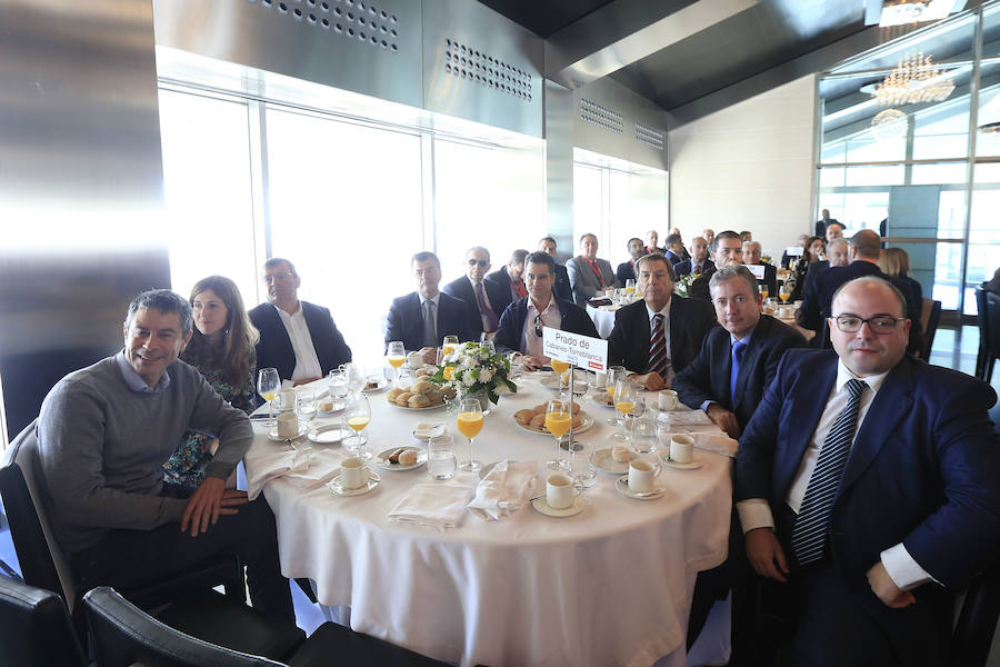 Fotos de los empresarios en el Foro de LAS PROVINCIAS