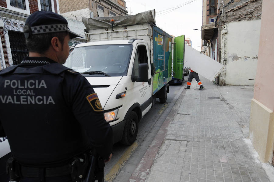 Fotos de la recogida de basura en el Cabanyal