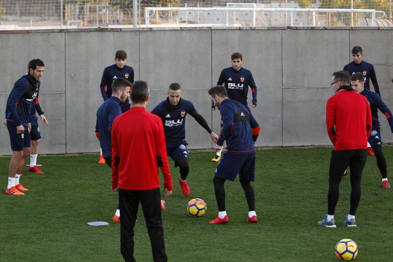 Los de Marcelino se preparan para su partido contra el Espanyol