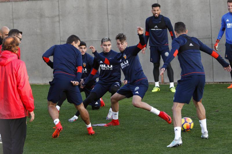 Los de Marcelino se preparan para su partido contra el Espanyol