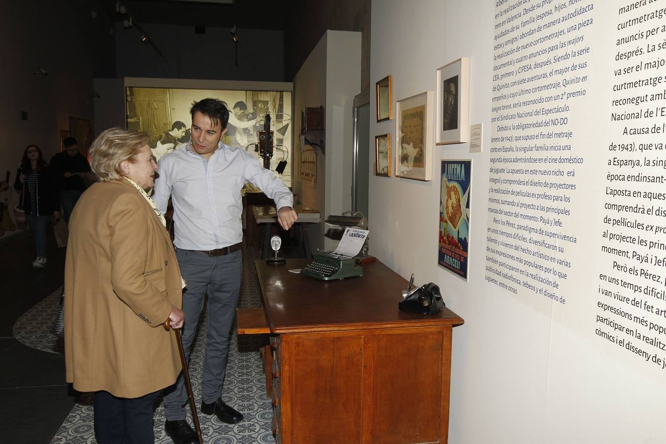 El Museo Valenciano de la Ilustración y de la Modernidad (MuVIM) ha recuperado la llamada "edad de oro" de la animación valenciana a través del incipiente y audaz trabajo de sus pioneros en una ambiciosa y dramatizada exposición, centrada en los años posteriores a la Guerra Civil española. La muestra podrá ser visitada hasta el 4 de febrero de 2018.