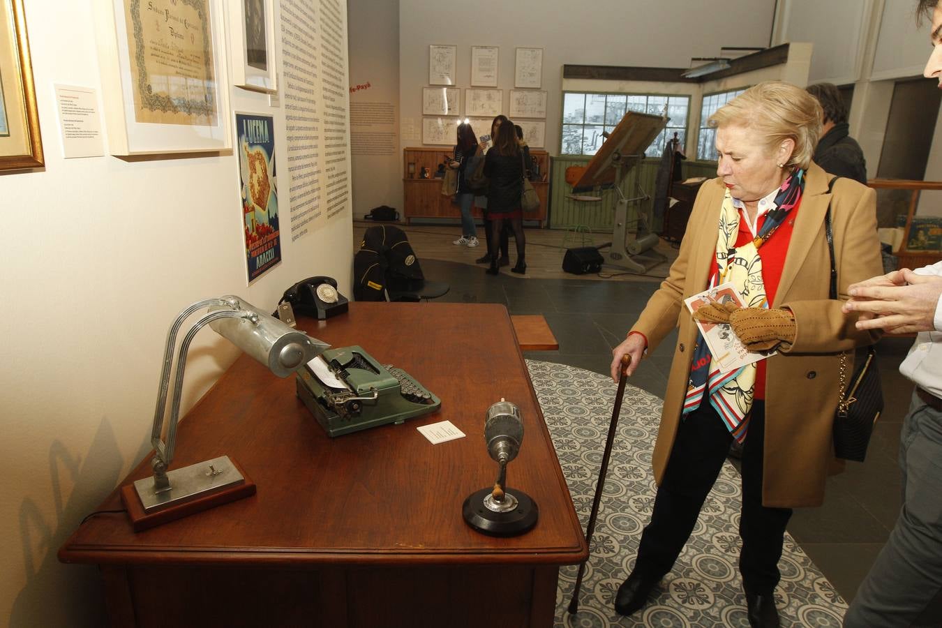 El Museo Valenciano de la Ilustración y de la Modernidad (MuVIM) ha recuperado la llamada "edad de oro" de la animación valenciana a través del incipiente y audaz trabajo de sus pioneros en una ambiciosa y dramatizada exposición, centrada en los años posteriores a la Guerra Civil española. La muestra podrá ser visitada hasta el 4 de febrero de 2018.