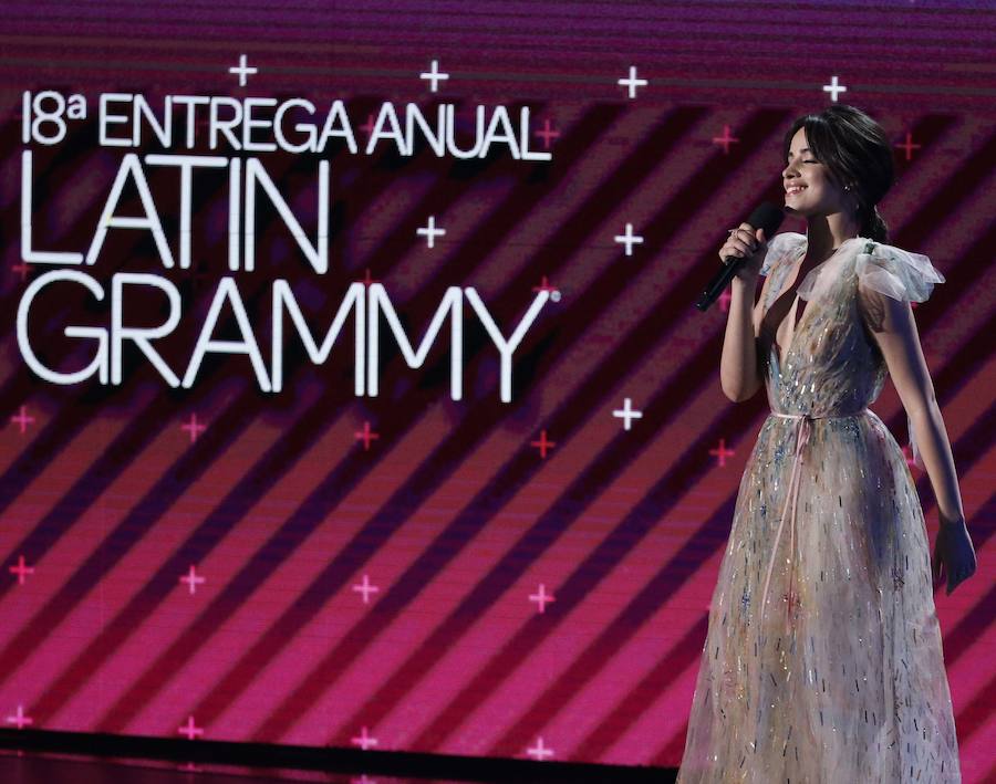 'Despacito' arrasa en los Grammy Latino